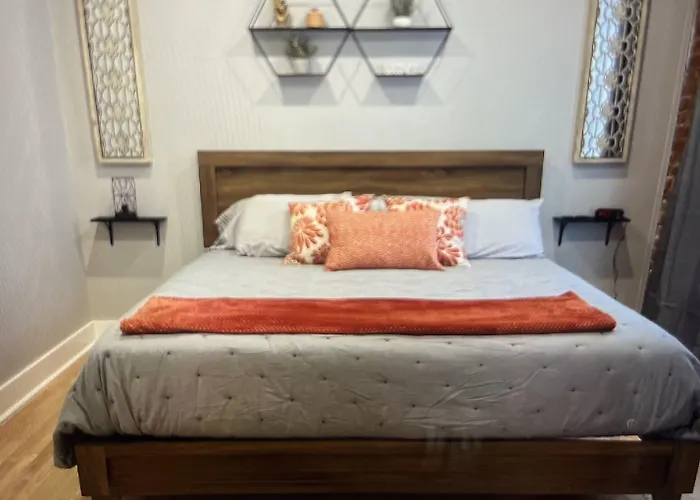 Brickhouse Loft - A Boutique Hotel